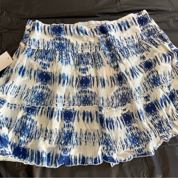 RAGA Blue and White Patterned Mini Skirt - Picture 3 of 10